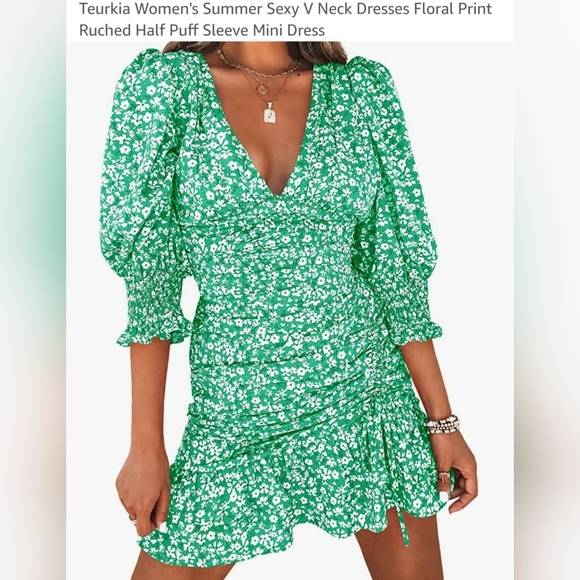 Flirty V- Neck dress - Picture 5 of 7